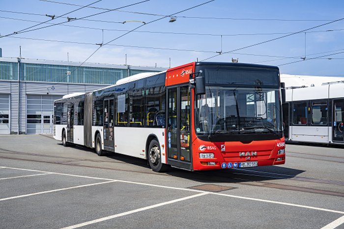 BSAG Fahrzeuge Bus Niederflur Gelenkbus MAN A23 Lion`s City