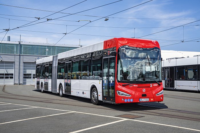 BSAG Fahrzeuge Bus E-Gelenkbus iebus 18
